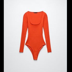 ZARA SQUARED NECK RIBBED BODYSUIT